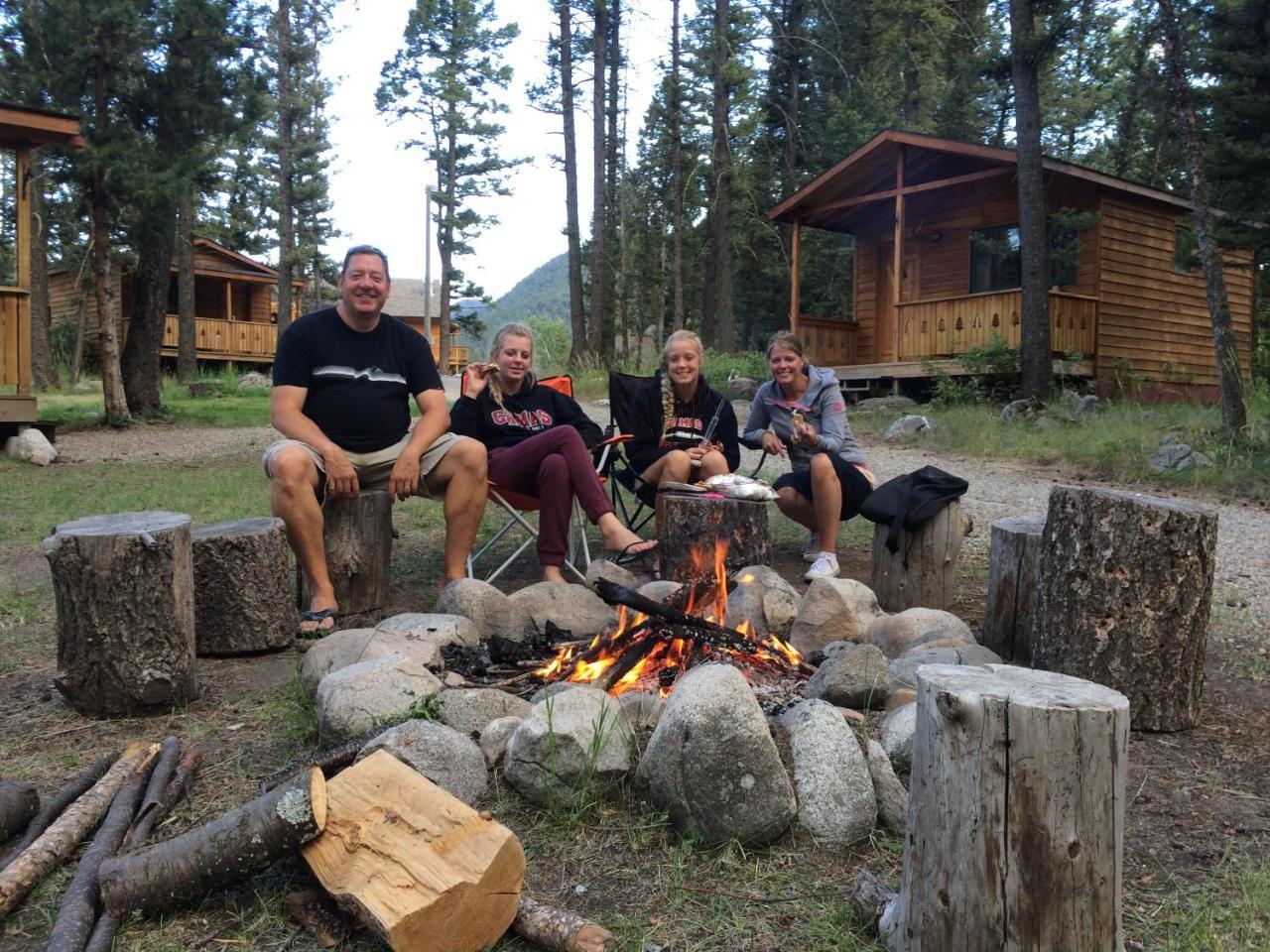 Boulder Creek Lodge Maxville Buitenkant foto
