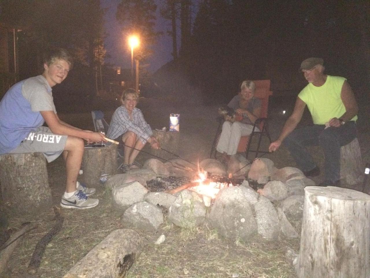 Boulder Creek Lodge Maxville Buitenkant foto